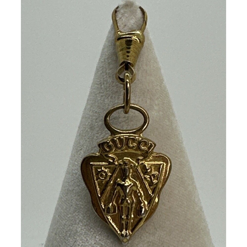 Gucci Vintage Gold Tone Knight Crest Key Chain Bag Charm Zipper Pull